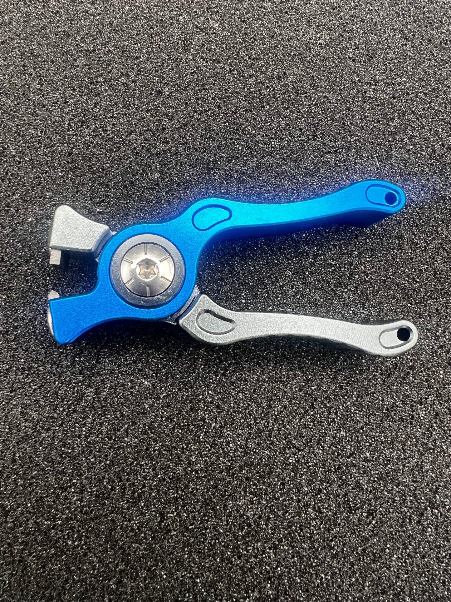 Line Cutters (forward cut)