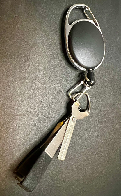 Nippers 4 in 1 fly fishing tool with Zinger